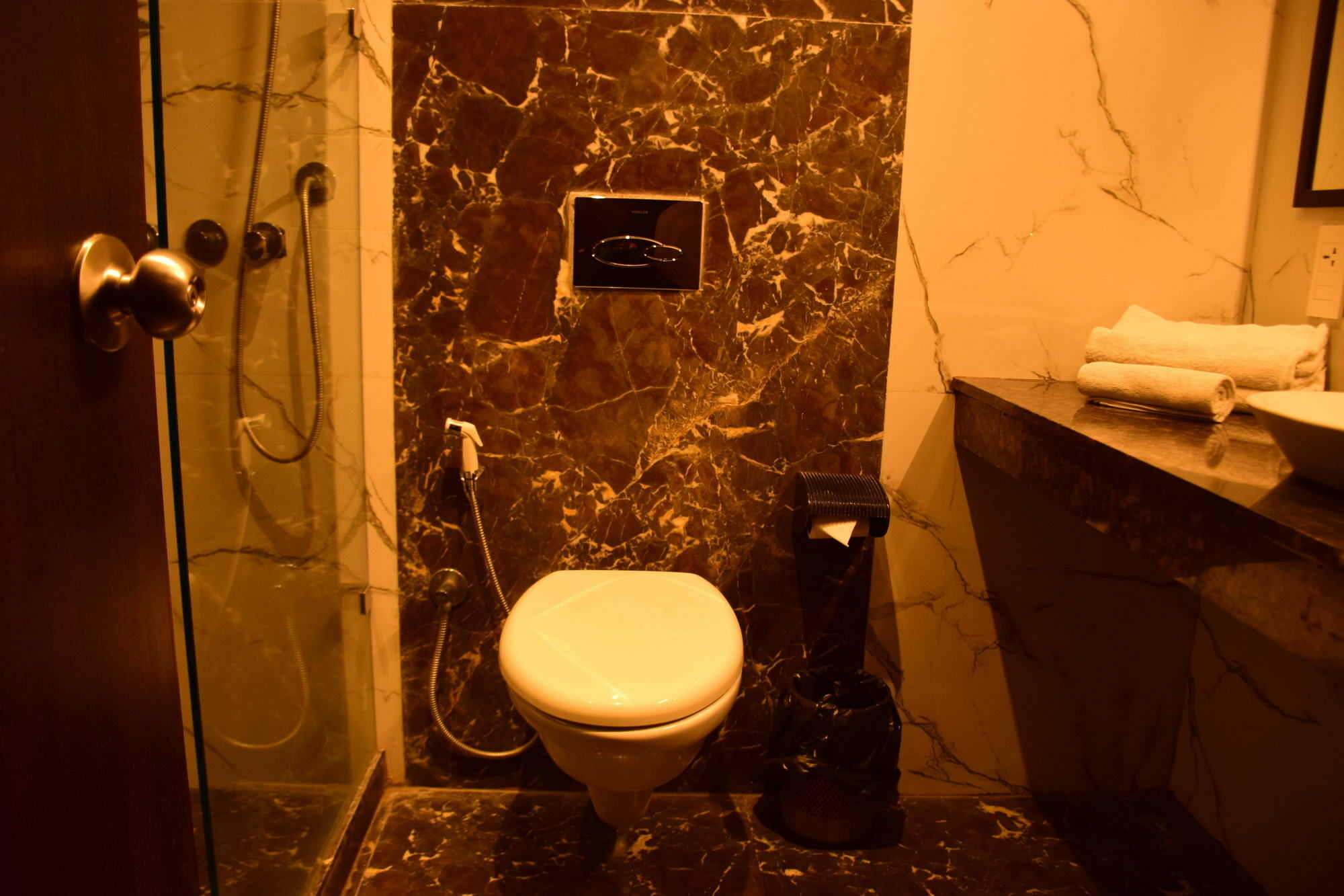 Fabhotel Prudent Amritsar Exterior foto